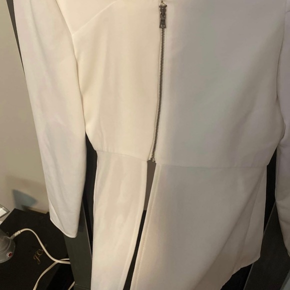 BCBG MaxAzria asymetrical top - Picture 4 of 6